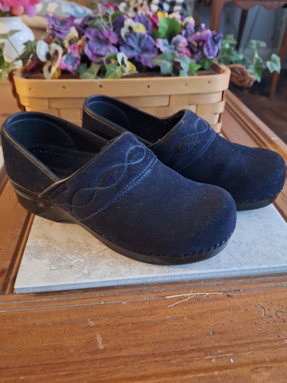 Lands' End Navy Suede Clog Mules 8M